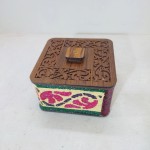 অর্নামেন্টস বক্স